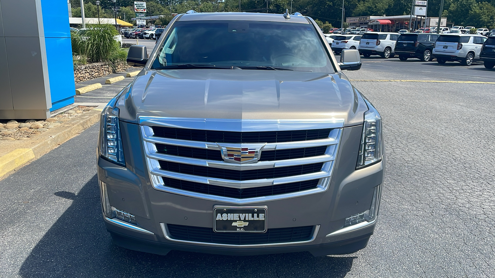 2017 Cadillac Escalade Luxury 14