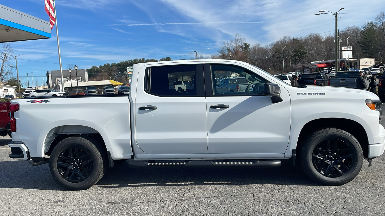 2024 Chevrolet Silverado 1500 Custom 9