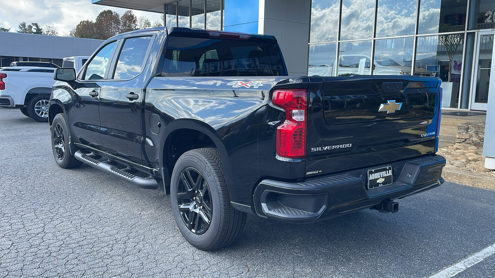 2024 Chevrolet Silverado 1500 Custom 5