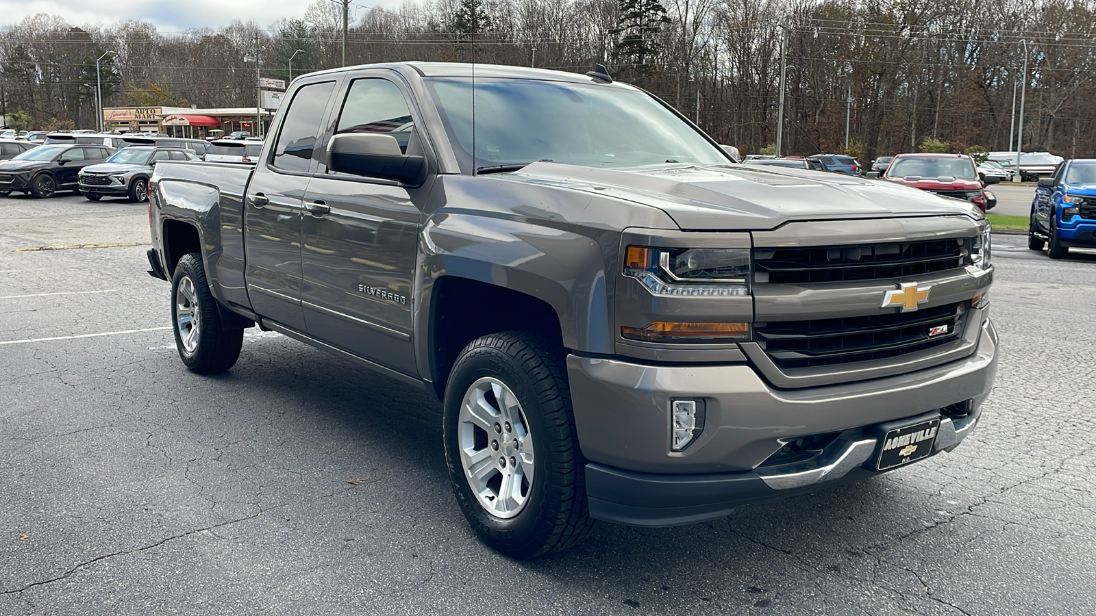 2017 Chevrolet Silverado 1500 LT 11