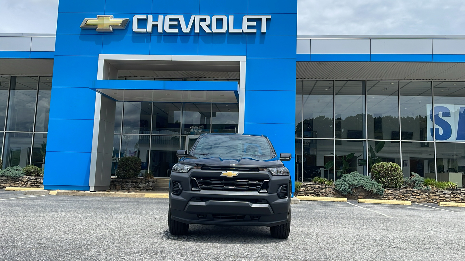 2024 Chevrolet Colorado Work Truck 2