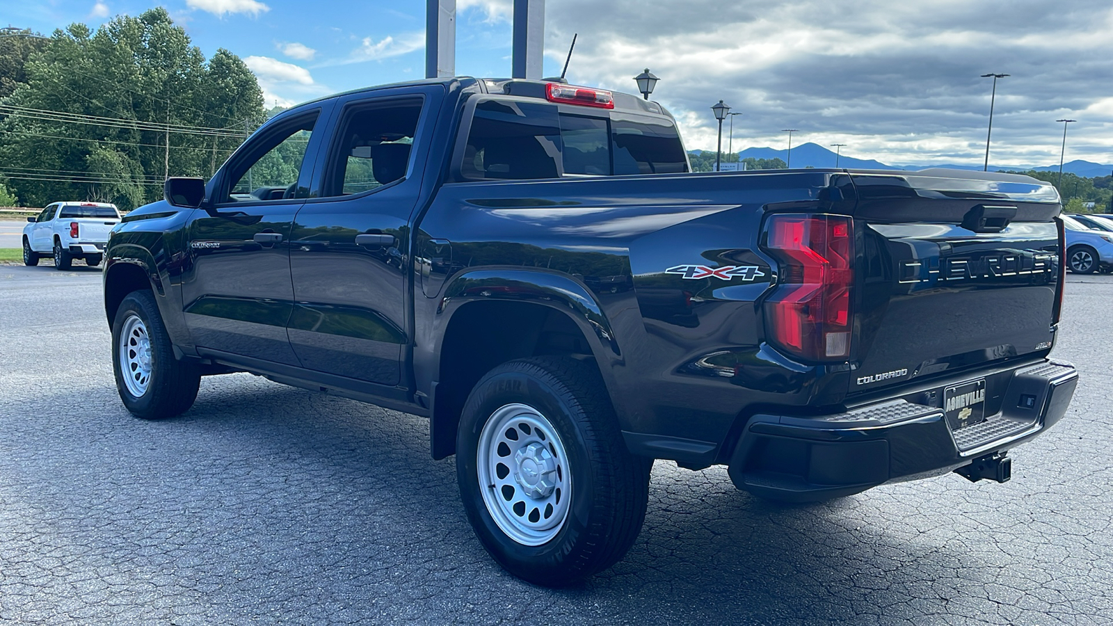 2024 Chevrolet Colorado Work Truck 4