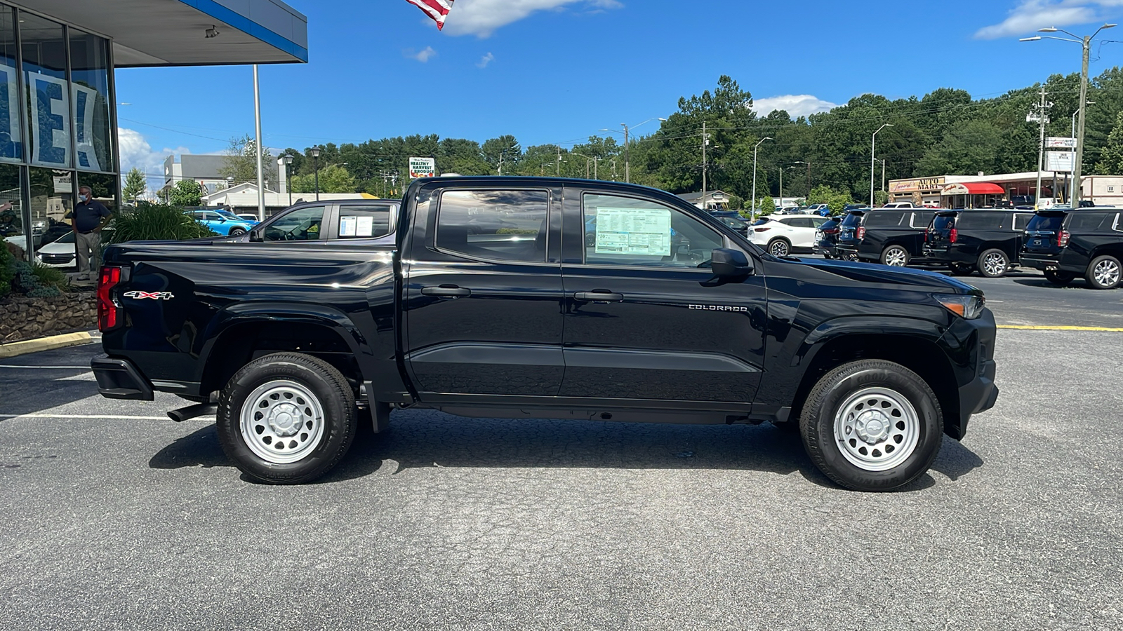 2024 Chevrolet Colorado Work Truck 9