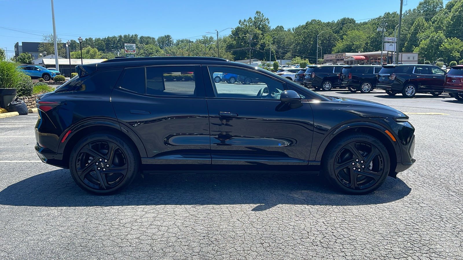 2024 Chevrolet Equinox EV RS 8