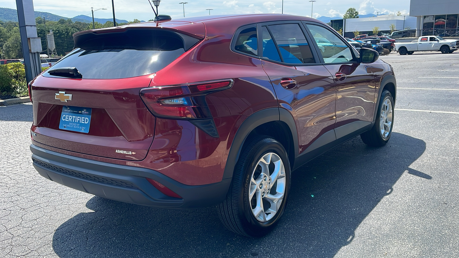 2024 Chevrolet Trax LS 9