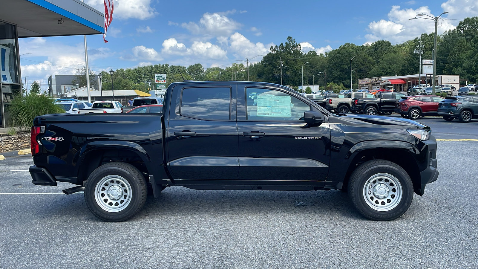 2024 Chevrolet Colorado Work Truck 9