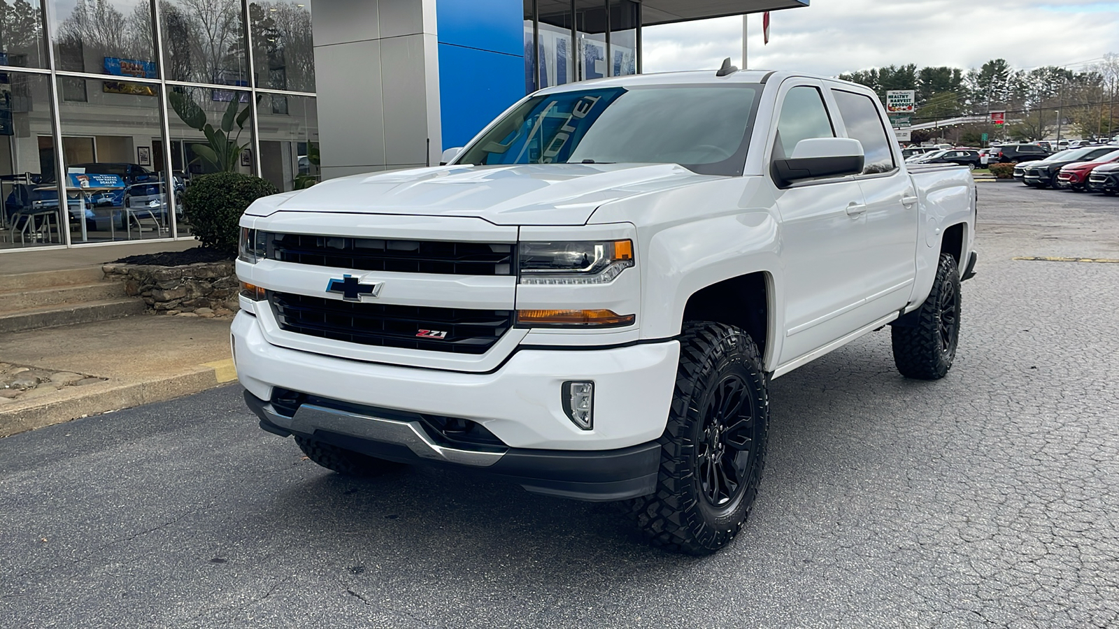 2017 Chevrolet Silverado 1500 LT 1