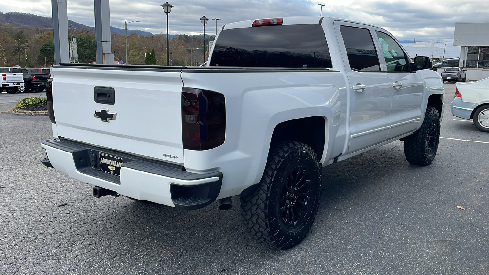 2017 Chevrolet Silverado 1500 LT 8