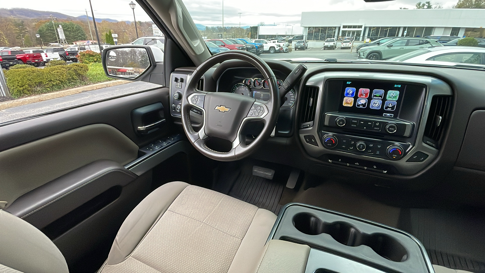 2017 Chevrolet Silverado 1500 LT 30