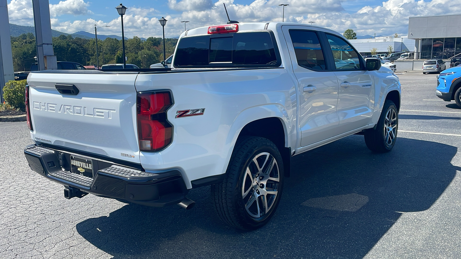 2024 Chevrolet Colorado Z71 8