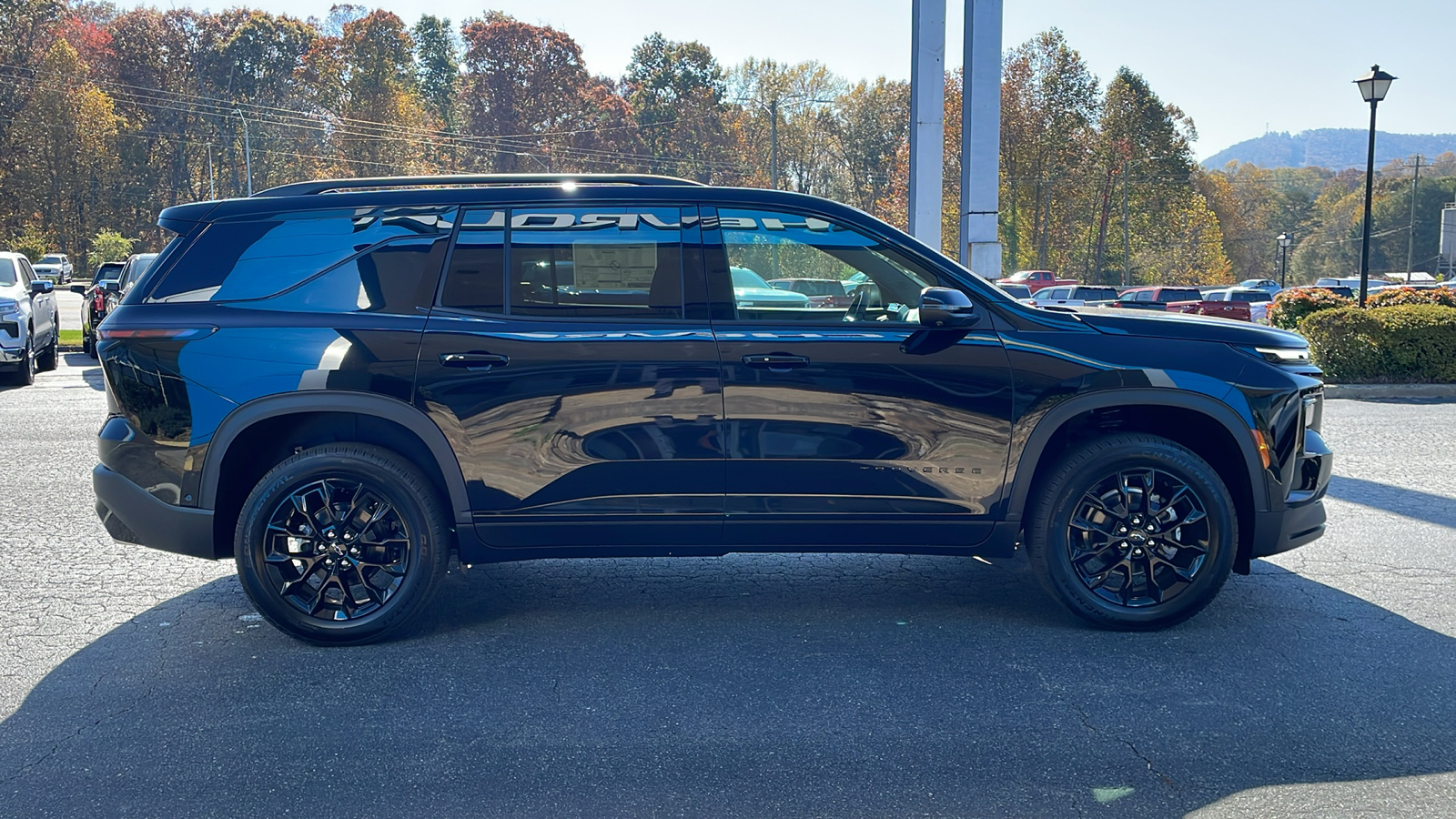 2024 Chevrolet Traverse LT 10