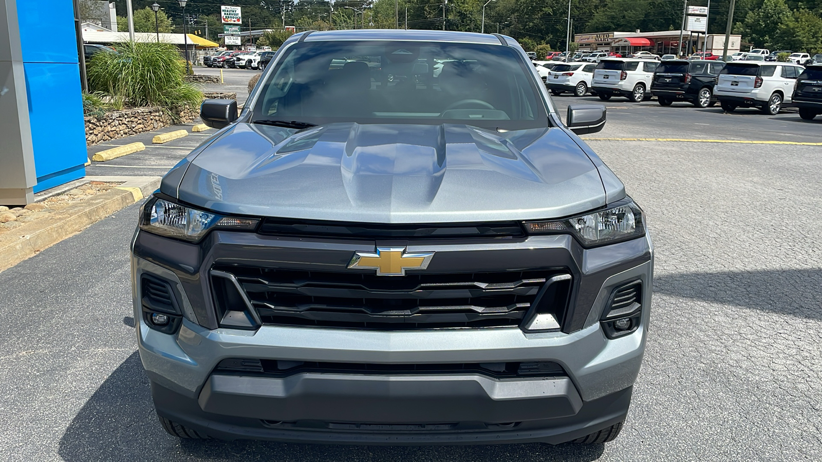 2024 Chevrolet Colorado LT 12