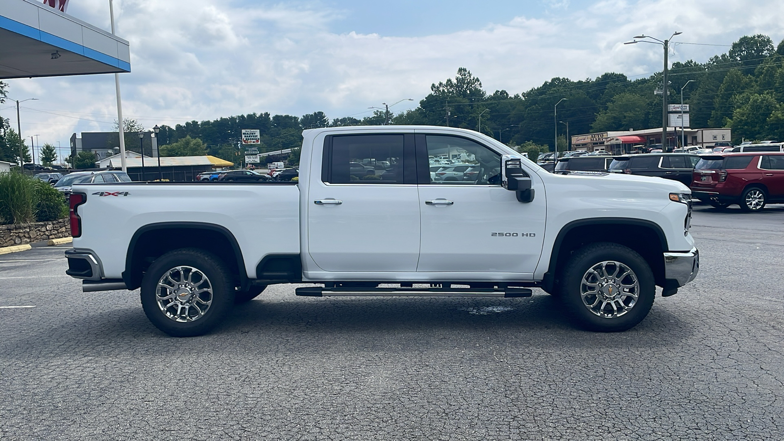 2024 Chevrolet Silverado 2500HD LTZ 8