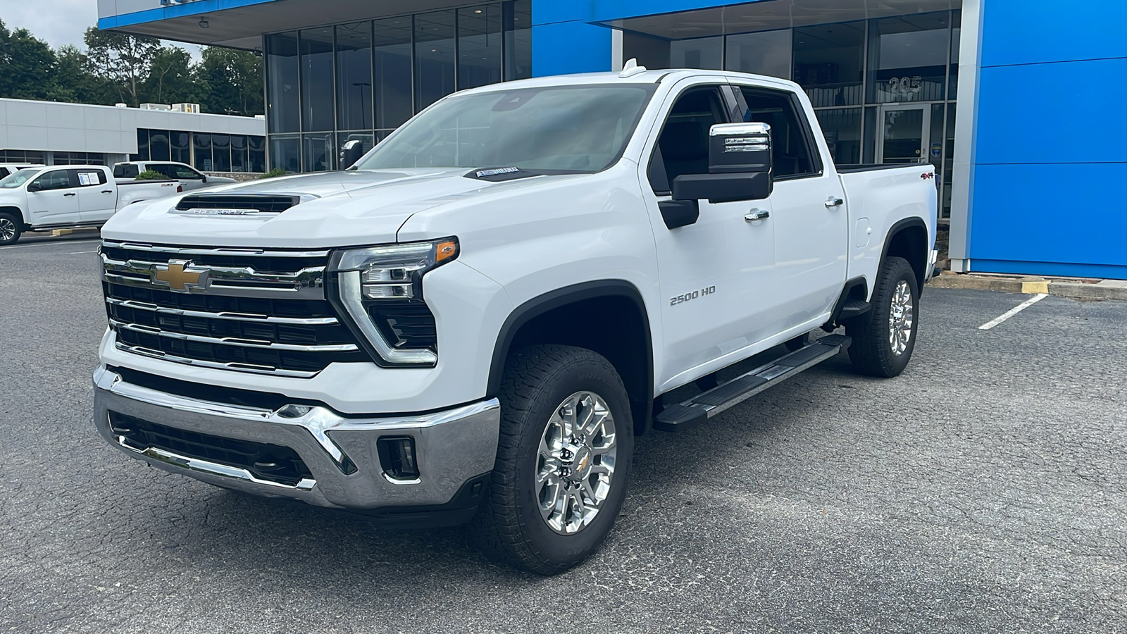 2024 Chevrolet Silverado 2500HD LTZ 12