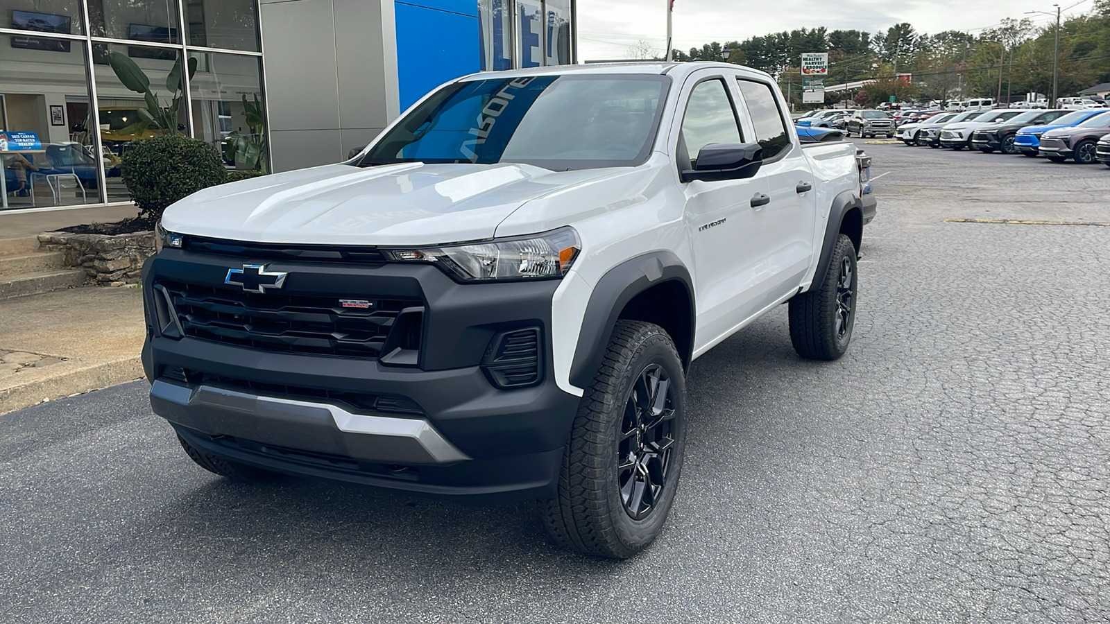 2024 Chevrolet Colorado Trail Boss 1