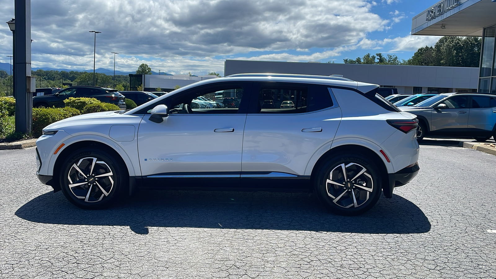 2024 Chevrolet Equinox EV LT 3