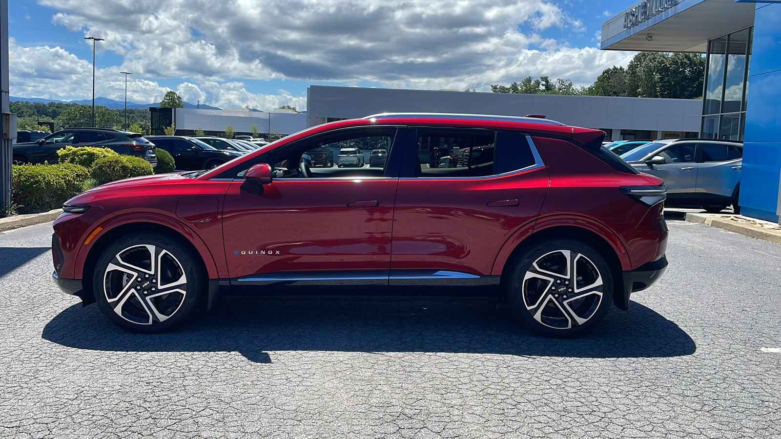 2024 Chevrolet Equinox EV LT 3