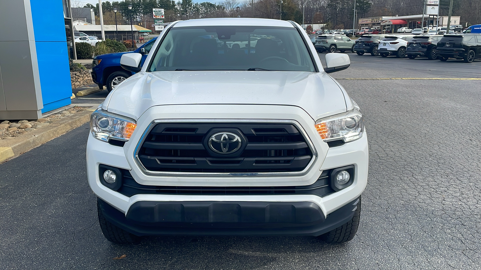 2019 Toyota Tacoma SR5 12