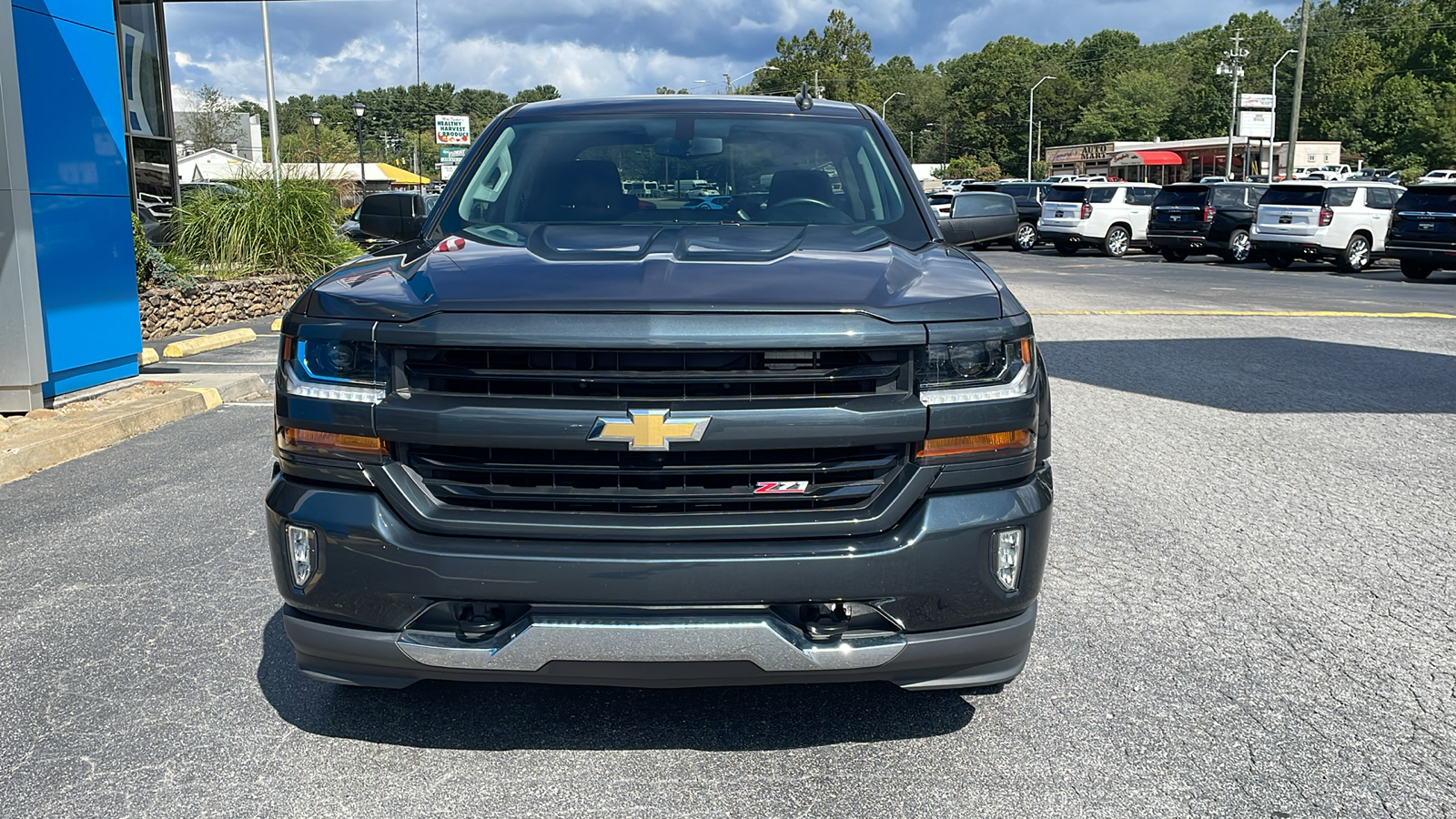 2018 Chevrolet Silverado 1500 LT 2