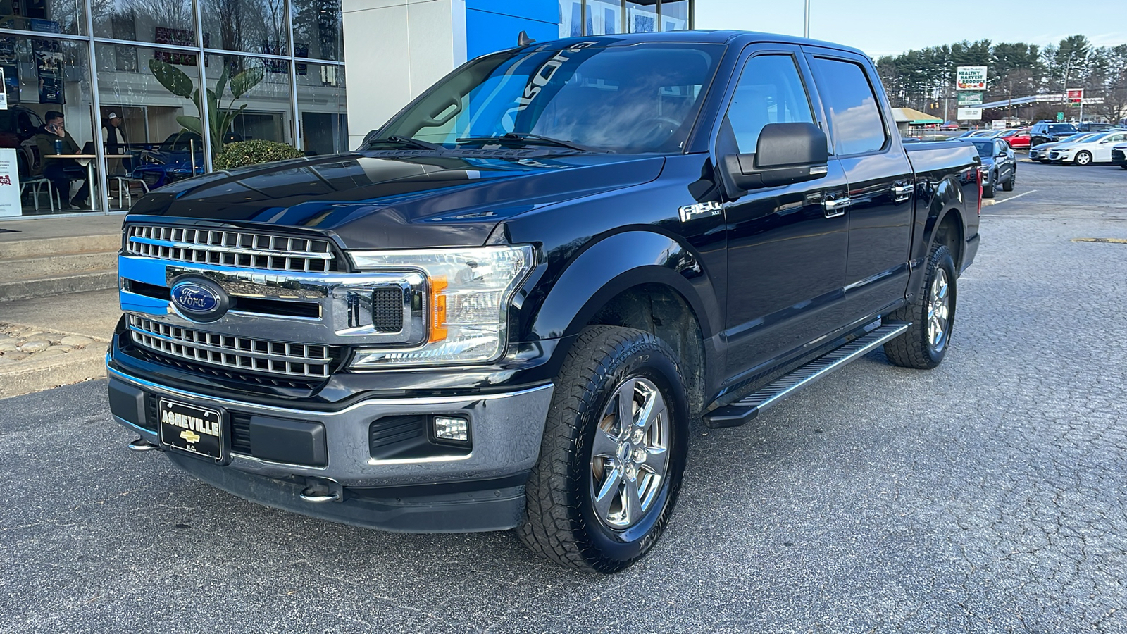 2019 Ford F-150 XLT 1