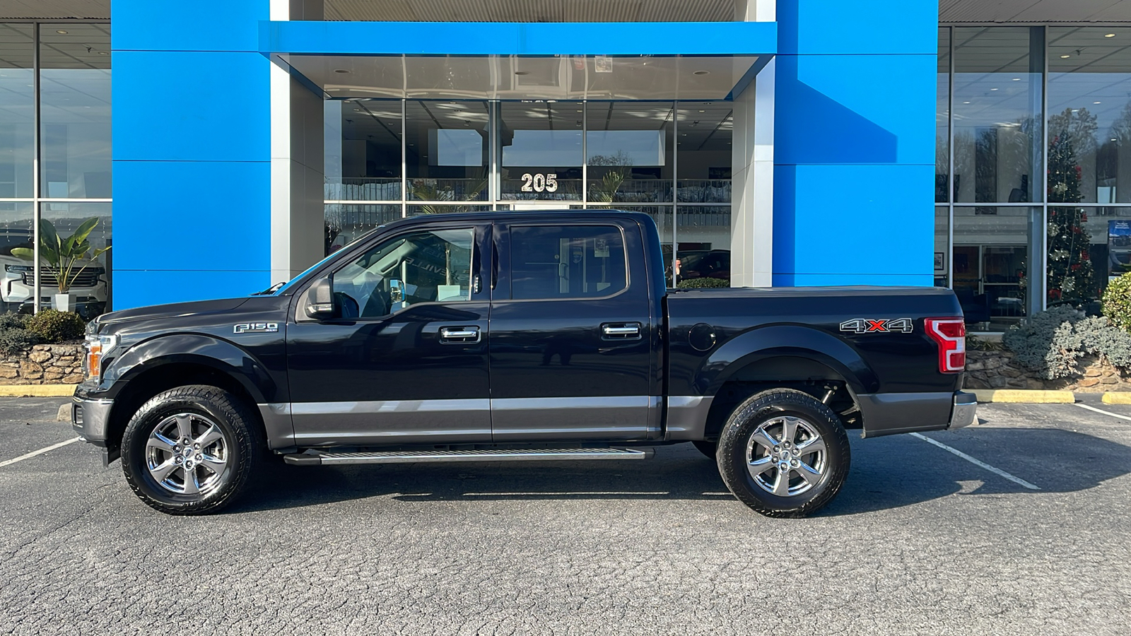 2019 Ford F-150 XLT 4