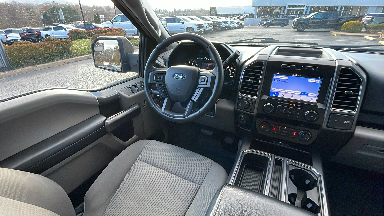 2019 Ford F-150 XLT 31