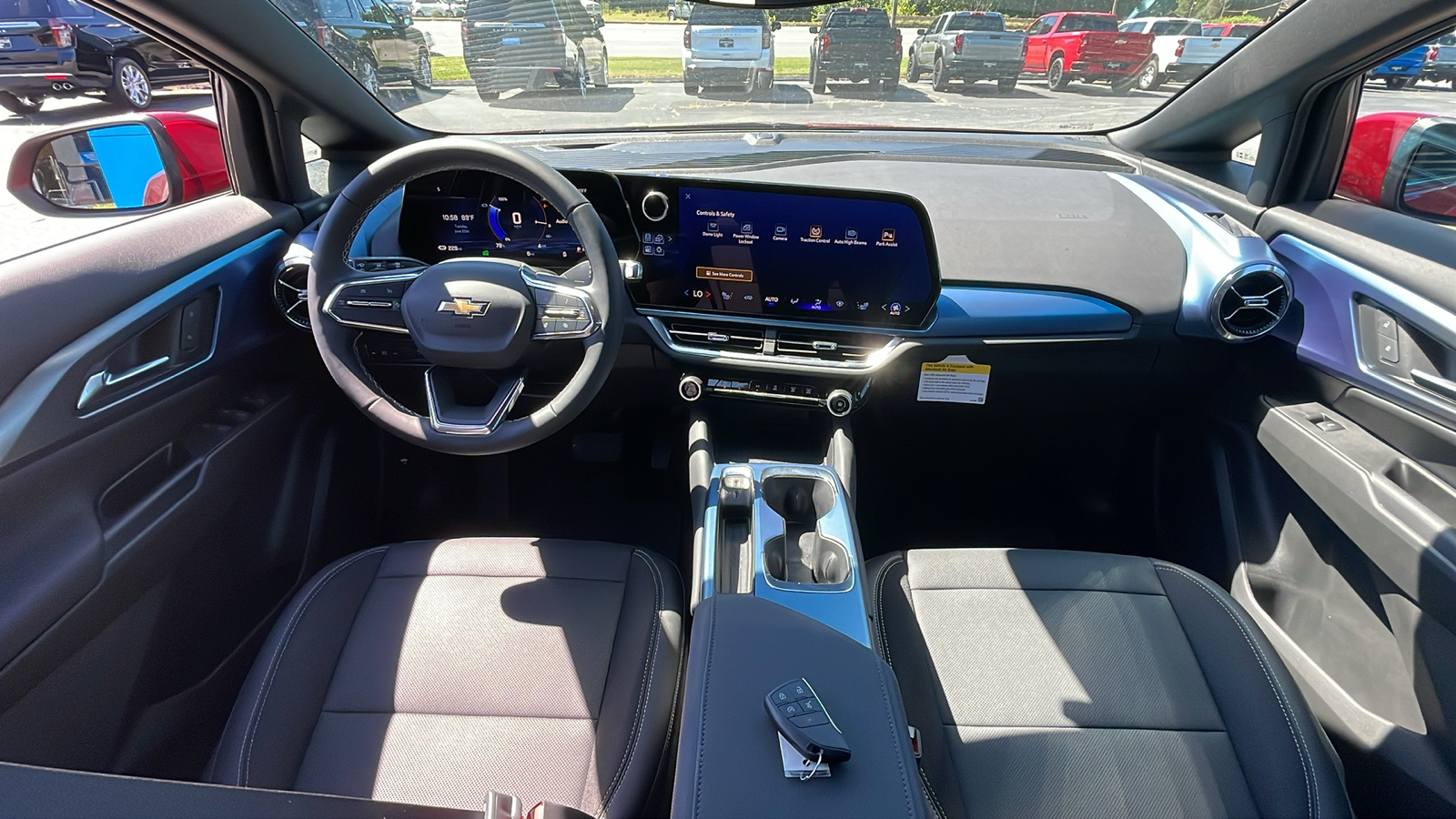 2024 Chevrolet Equinox EV LT 31