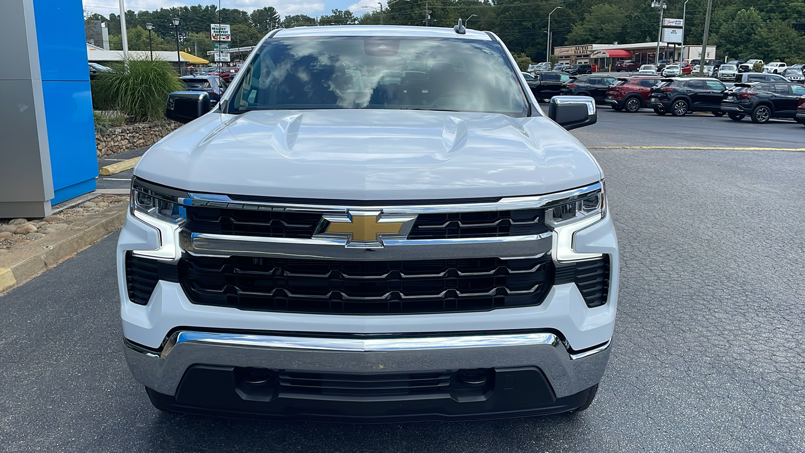 2024 Chevrolet Silverado 1500 LT 10