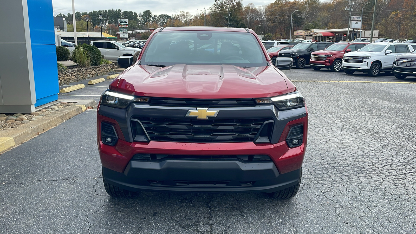 2024 Chevrolet Colorado LT 2