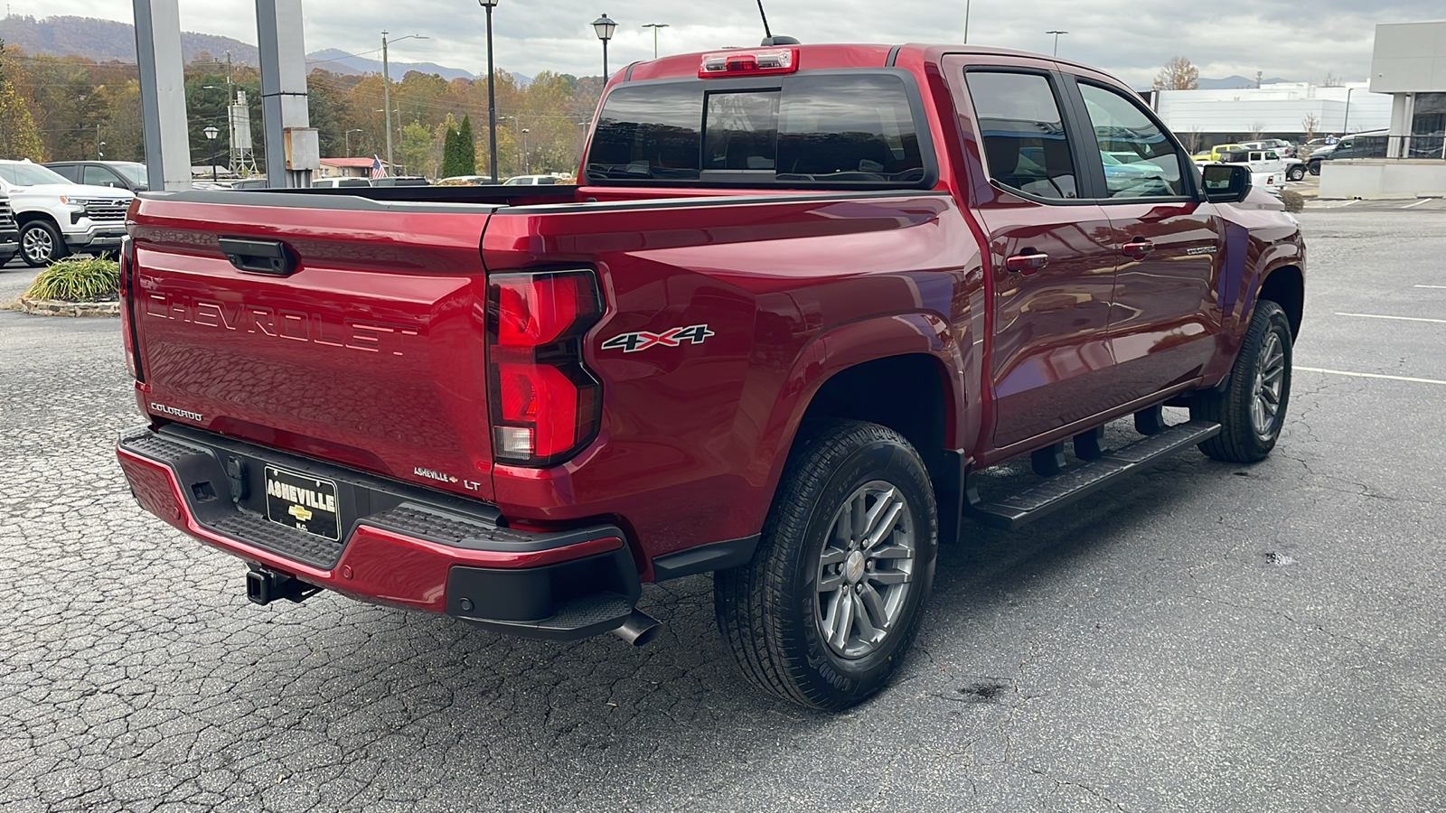 2024 Chevrolet Colorado LT 9