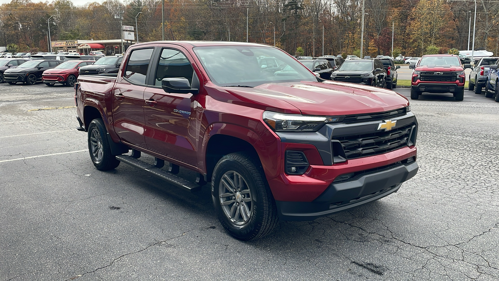 2024 Chevrolet Colorado LT 12