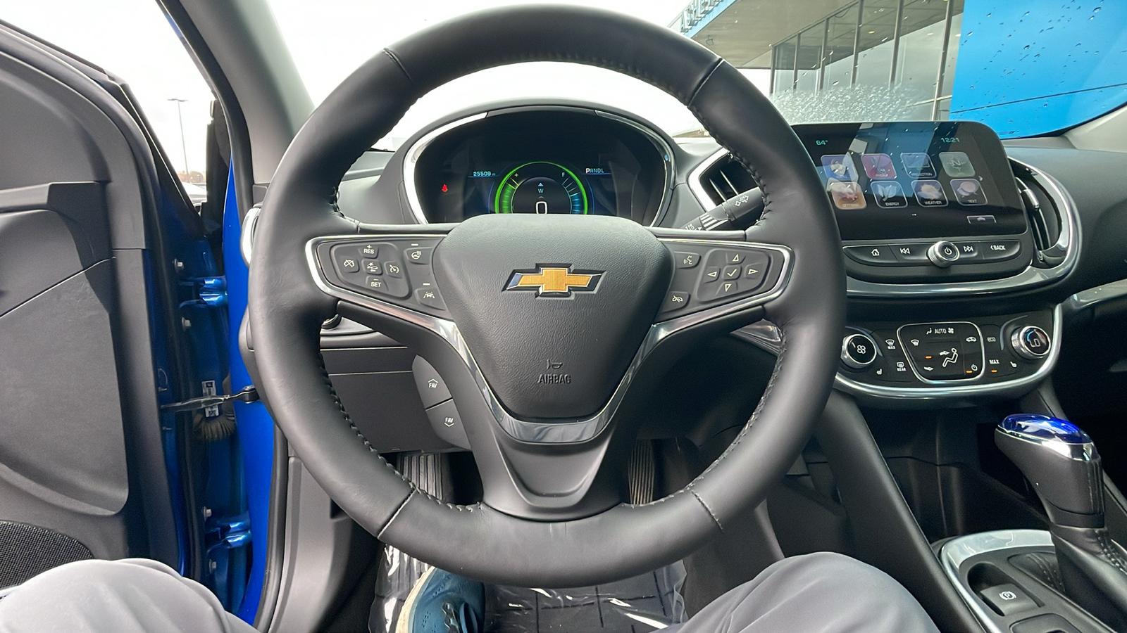 2017 Chevrolet Volt Premier 21