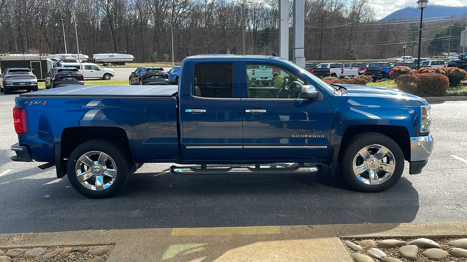 2018 Chevrolet Silverado 1500 LTZ 10