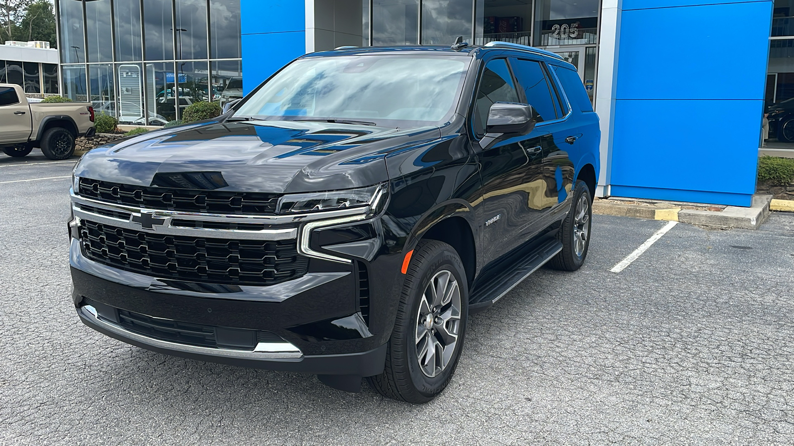 2024 Chevrolet Tahoe LS 14