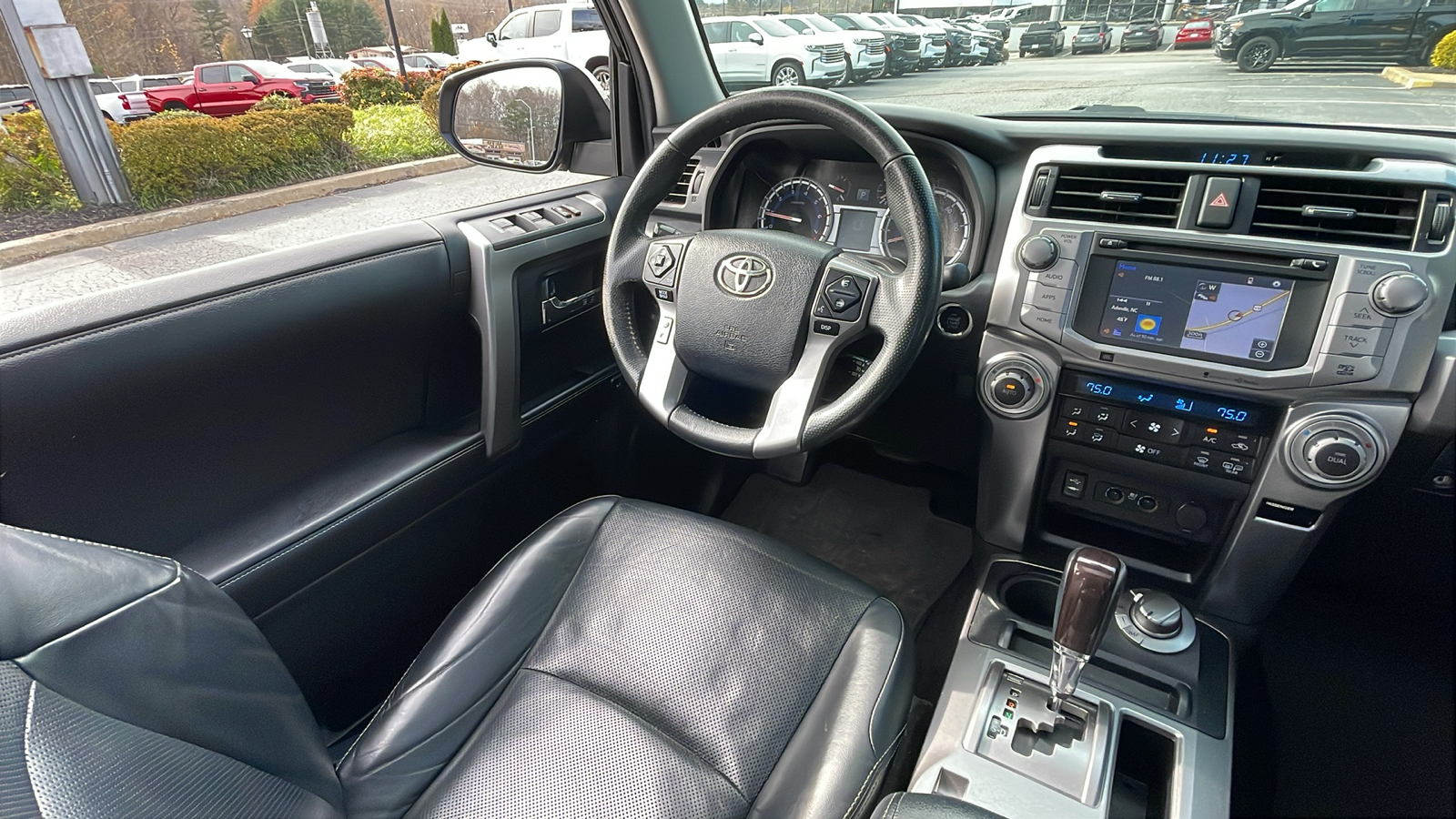 2015 Toyota 4Runner Limited 35