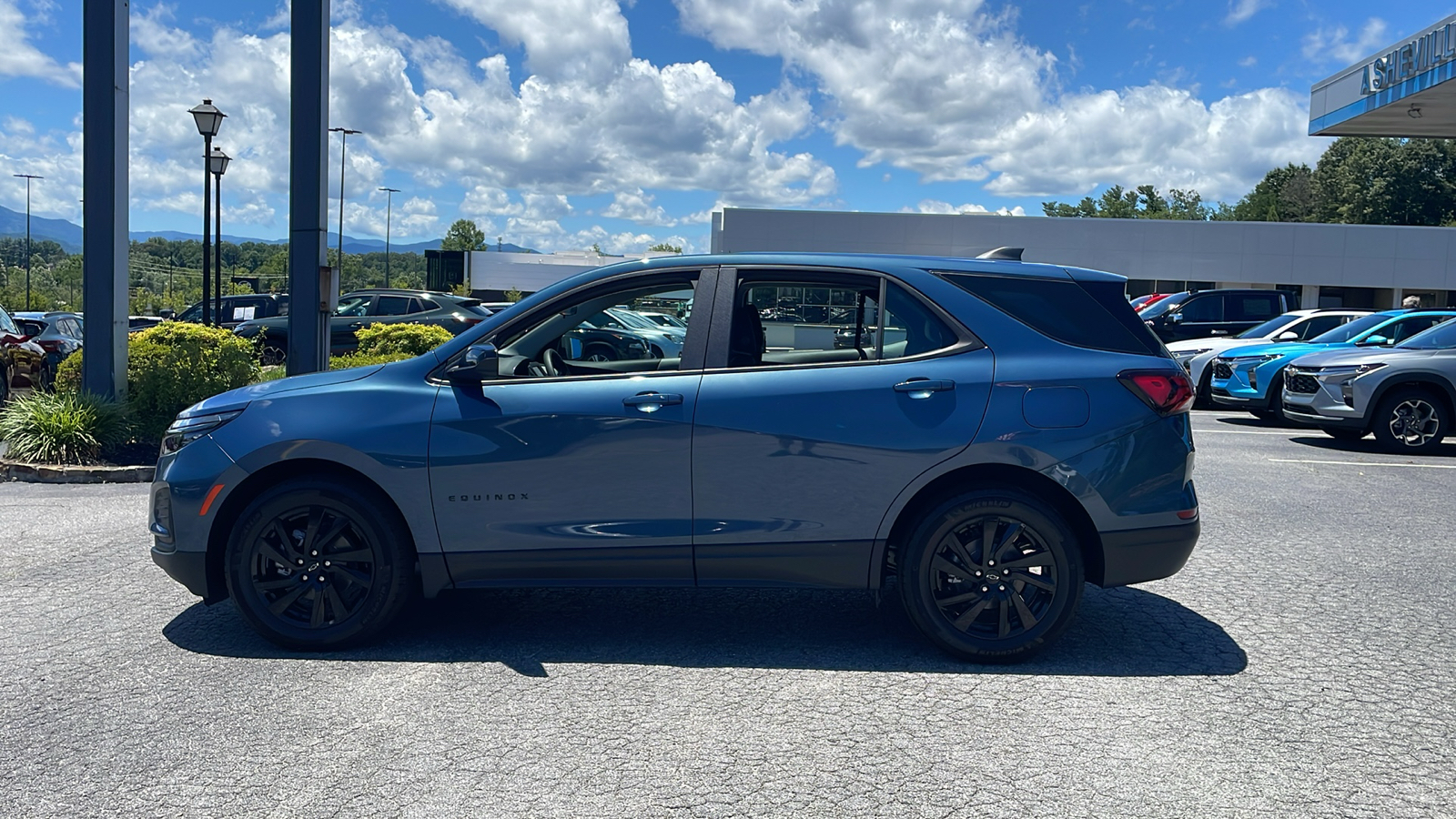 2024 Chevrolet Equinox LS 3