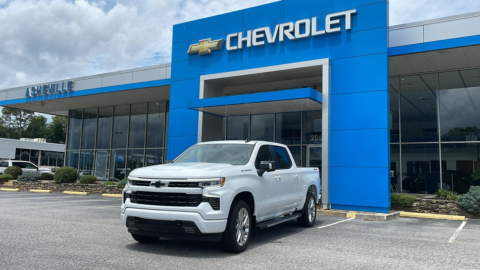 2024 Chevrolet Silverado 1500 RST 1