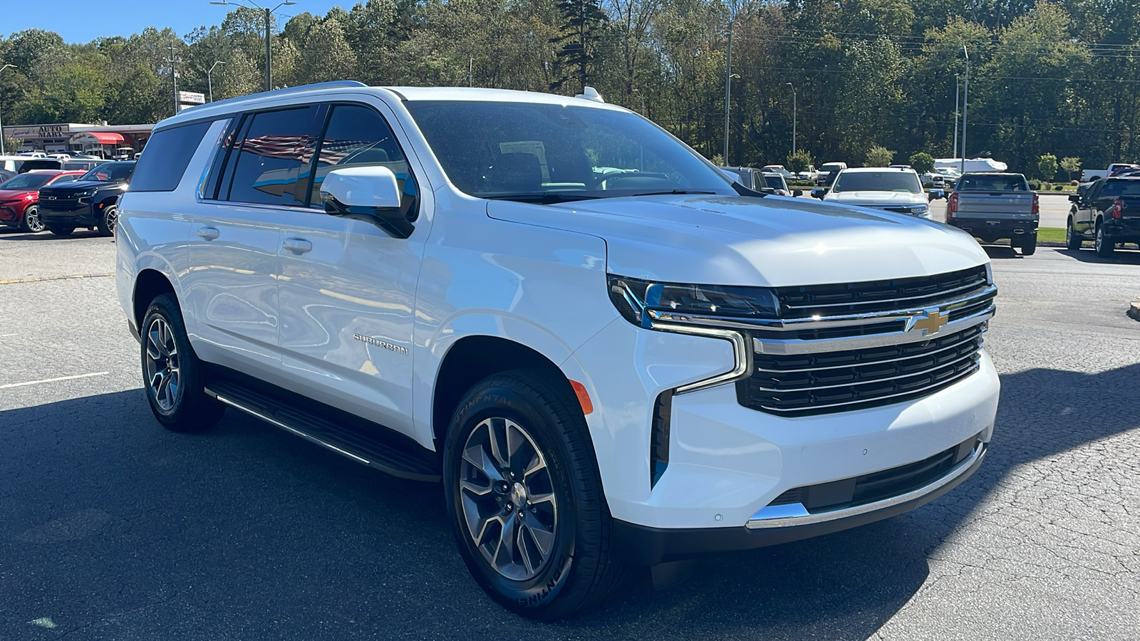 2024 Chevrolet Suburban LT 12