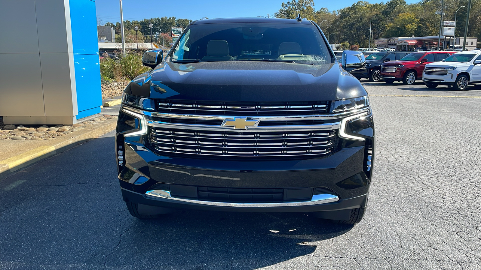 2024 Chevrolet Suburban Premier 2