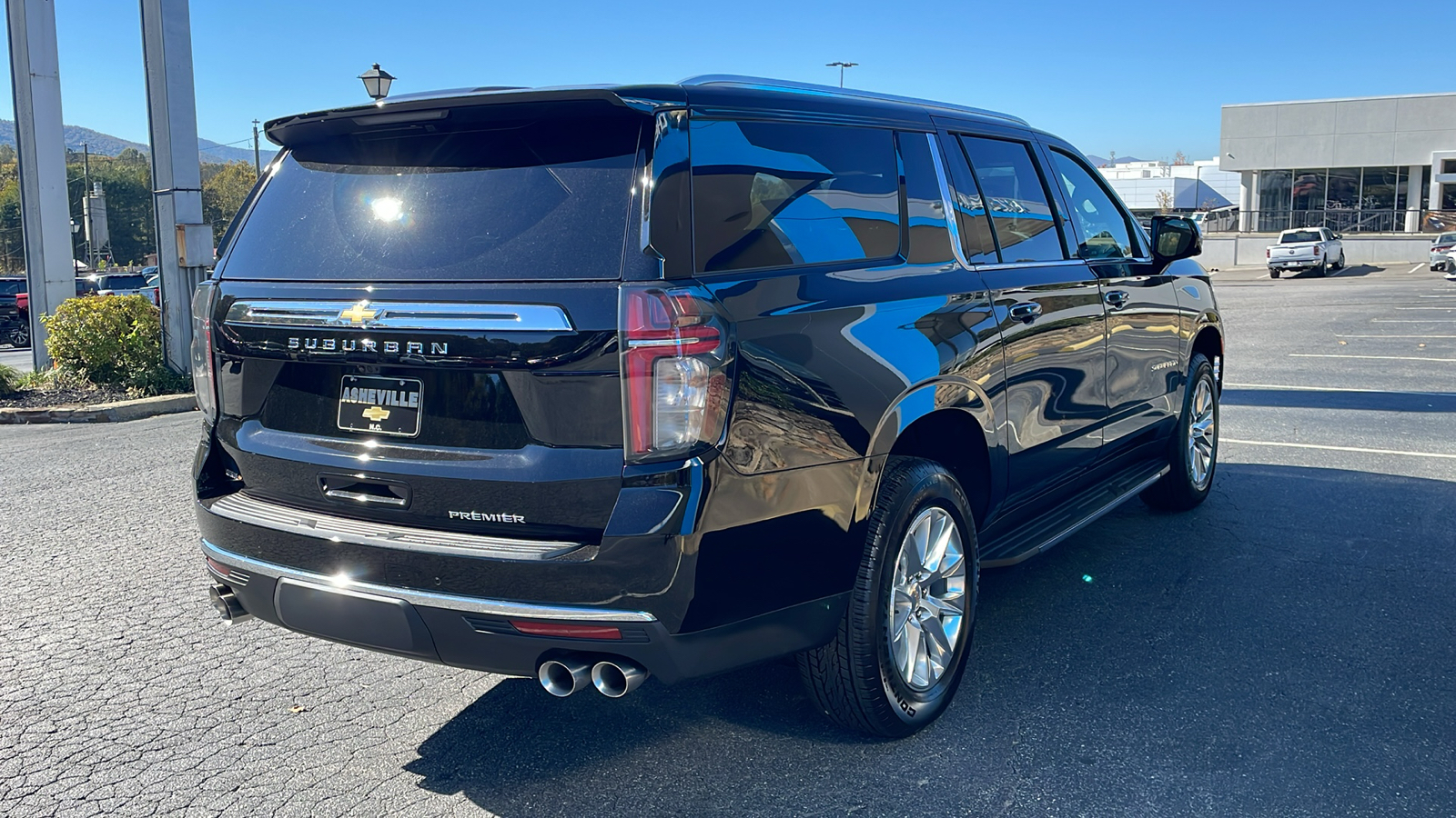 2024 Chevrolet Suburban Premier 10