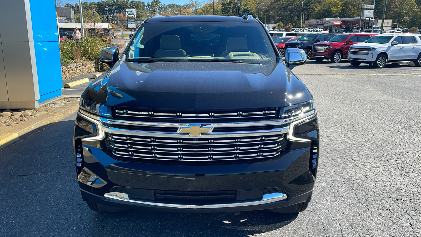 2024 Chevrolet Suburban Premier 14