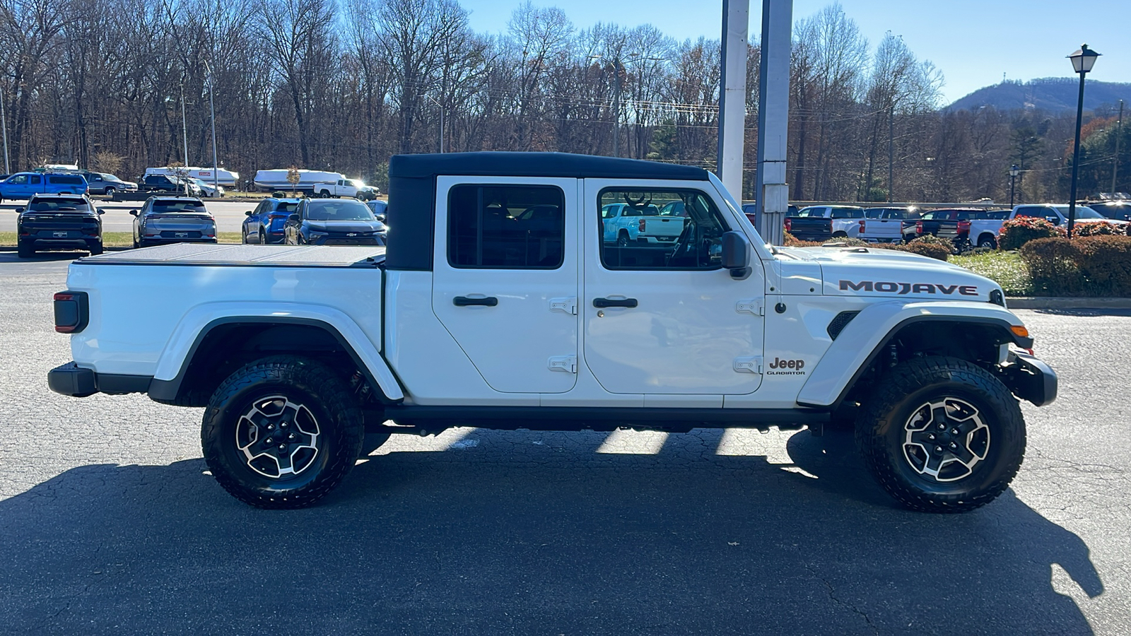 2022 Jeep Gladiator Mojave 9