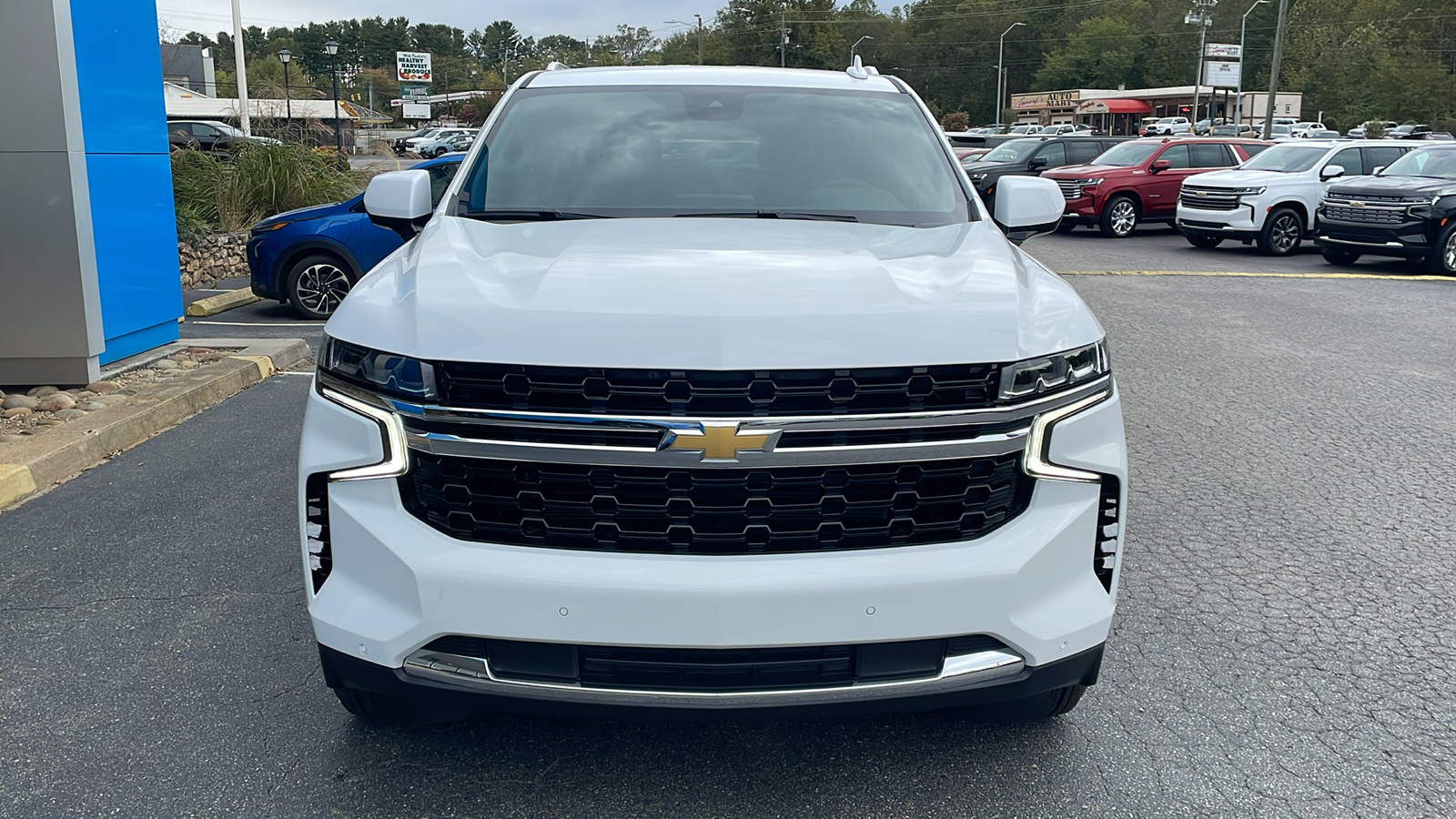 2024 Chevrolet Suburban LS 13