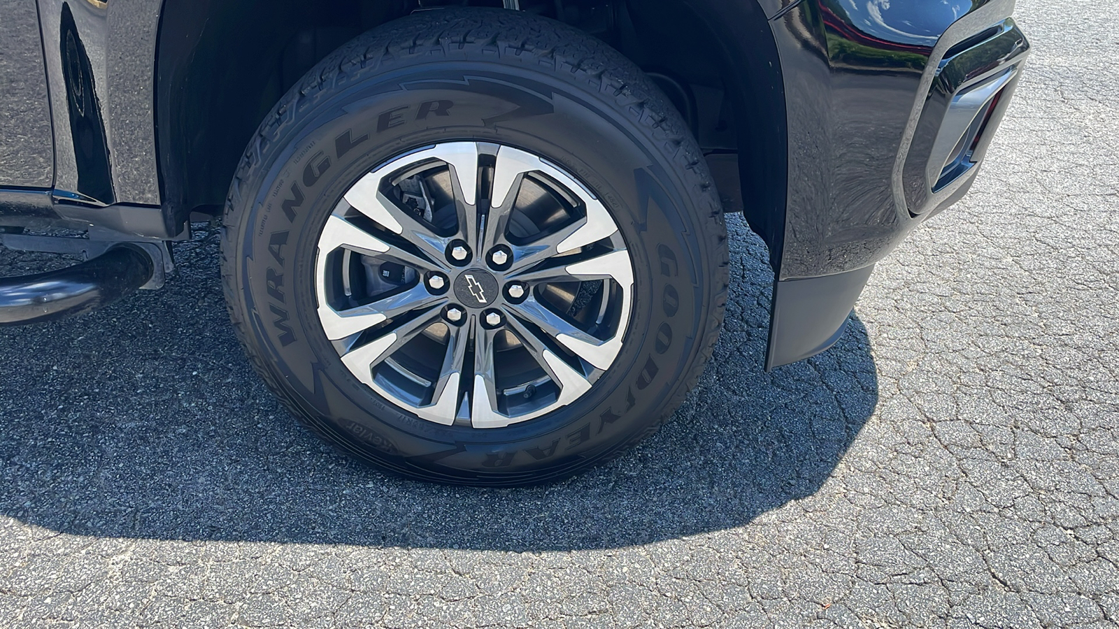 2022 Chevrolet Colorado Z71 9