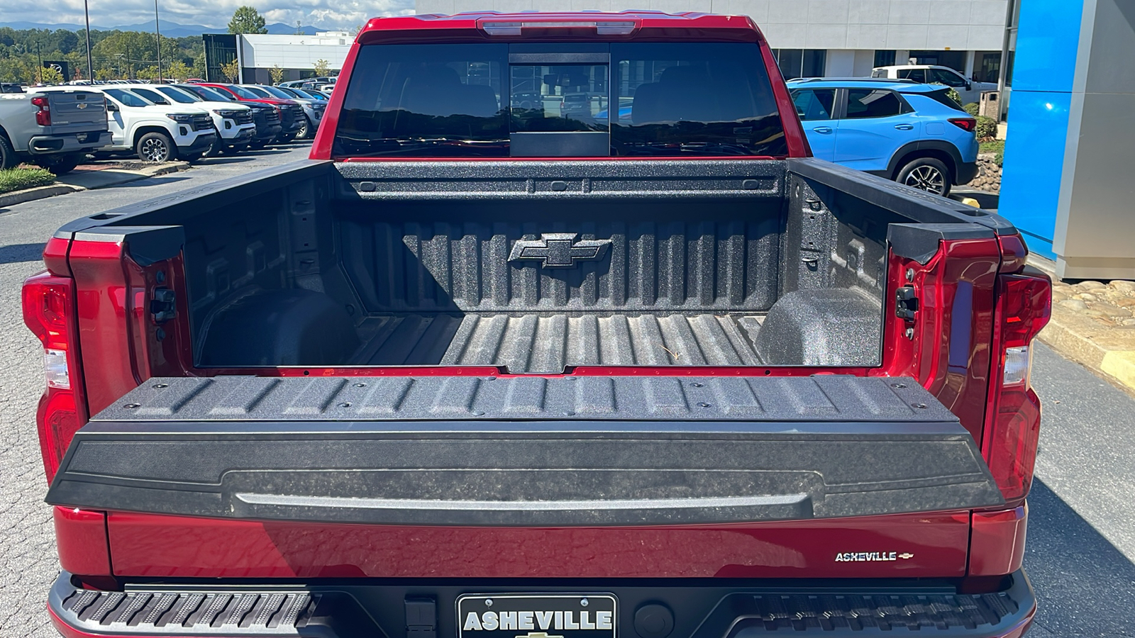 2024 Chevrolet Silverado 1500 RST 8