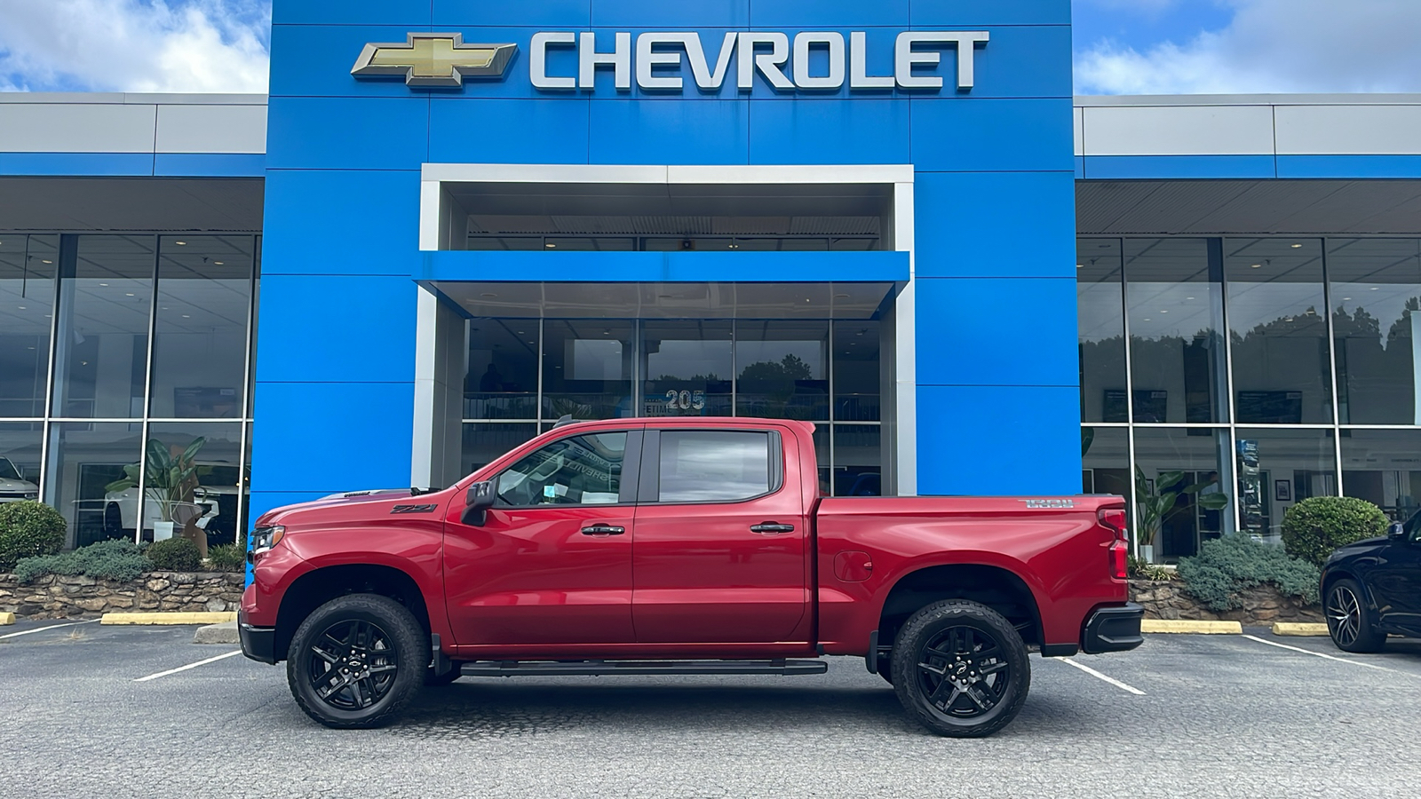 2024 Chevrolet Silverado 1500 LT Trail Boss 3