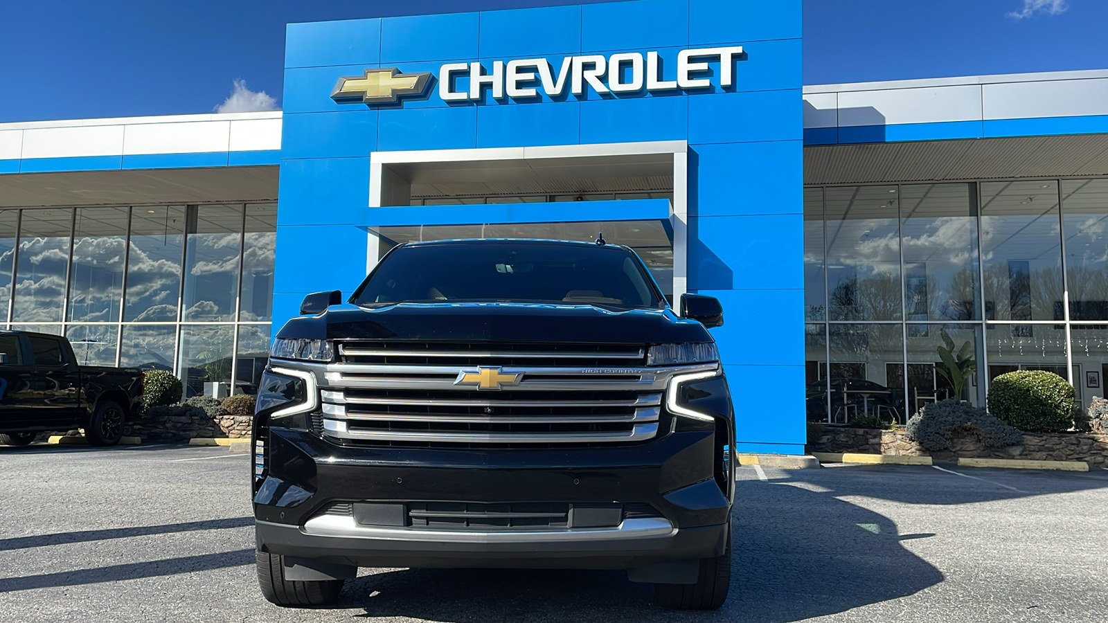 2021 Chevrolet Suburban High Country 2