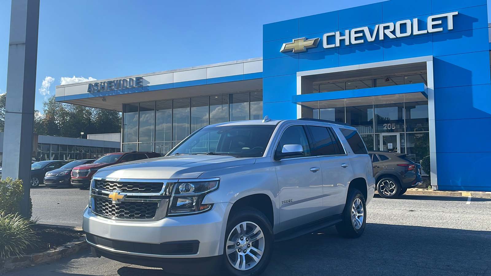 2019 Chevrolet Tahoe LT 2