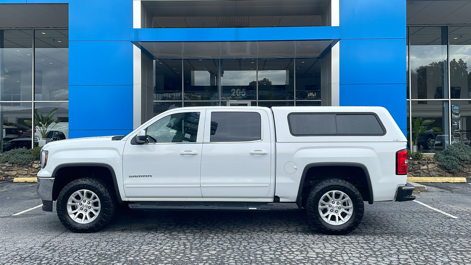 2018 GMC Sierra 1500 SLE 4