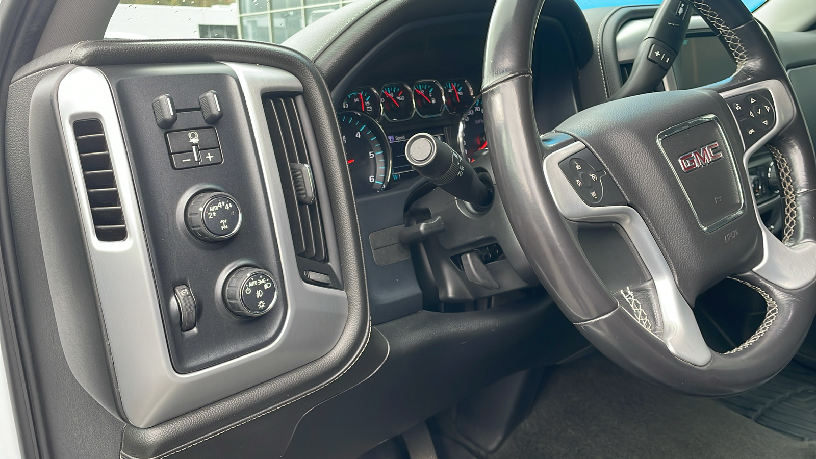 2018 GMC Sierra 1500 SLE 17